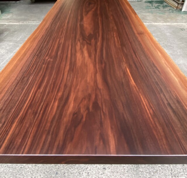 ウォールナット/一枚板/㈱ニューウッド@徳島 ウォールナット/一枚板/㈱ニューウッド@徳島